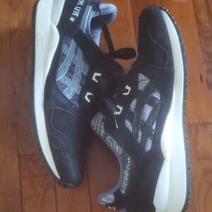 Asics Gel Lyte 3 III OG (Black/Cream) Paisley Bandana 1201A318-001 Mens Size 9